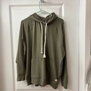 Vuori Olive Halo Oversized Hooded